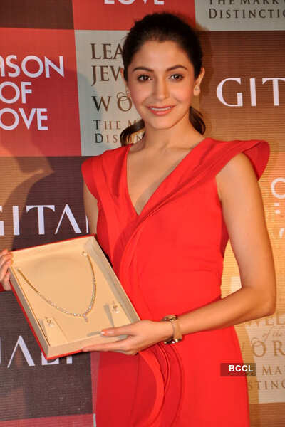 Anushka promotes jewellery brand