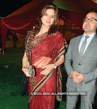 Dr Tapan Singh and Dr Roop's wedding reception 