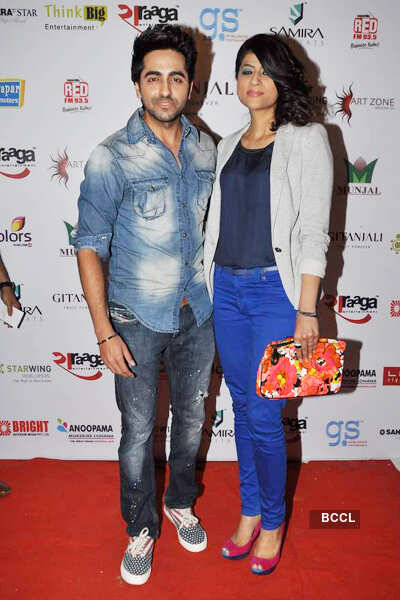 B'wood celebs @ music concert