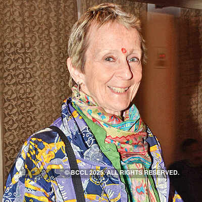 For friends from the U.S. 