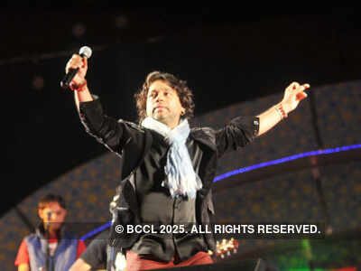 Kailash Kher at Nagpur Mahotsav 2013