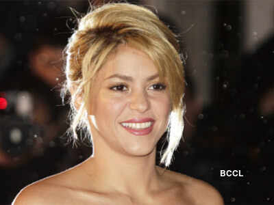 Shakira posts first photo of baby