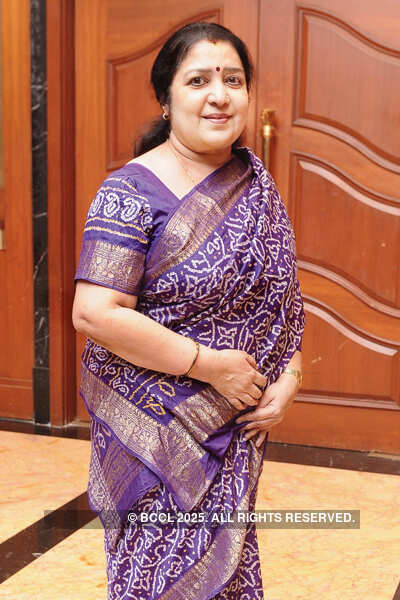 Suprise party for a loving couple