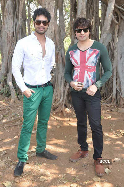 Movie muhurth: 'Black Currency'