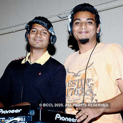 Raising a toast under the stars