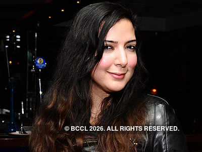 Monday Makeover Night