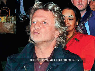 Jantar Mantar goes psychedelic