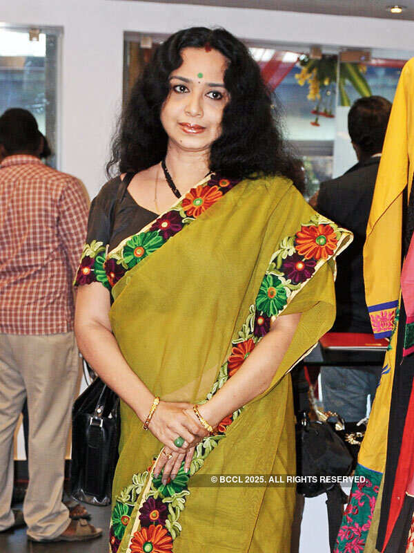 Of bonding and happiness