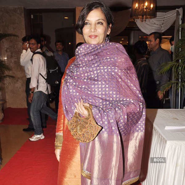 Celebs attend 'Mushaira' session