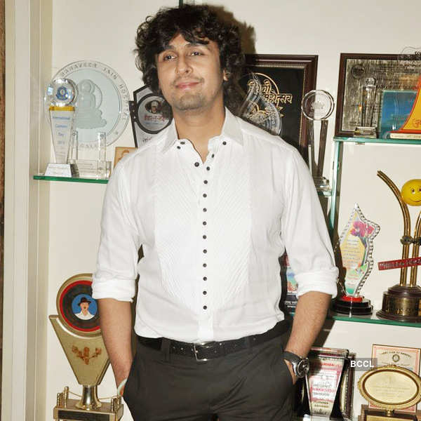 Sonu @ show controversy press meet