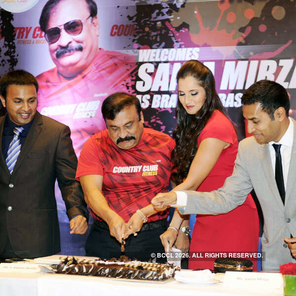 Sania @ Country Club event