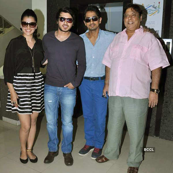 'Chashme Baddoor' cast visit college