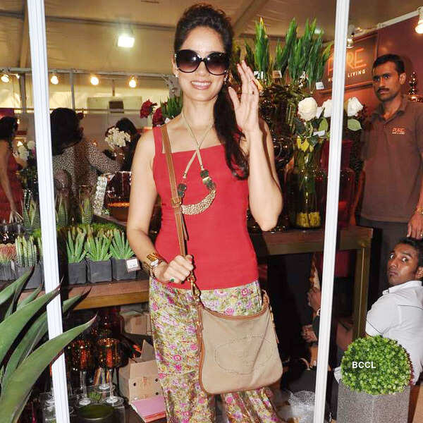 Celebs @ 'Design One' exhibition