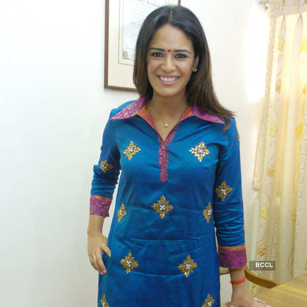 I am in love with Vidyut: Mona