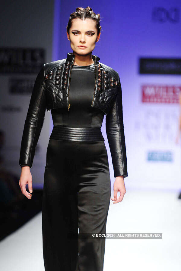 WIFW '13: Day 1: Kanika Saluja Choudhary