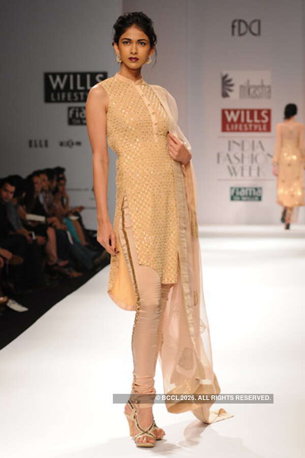 WIFW '13: Day 1: Nikasha