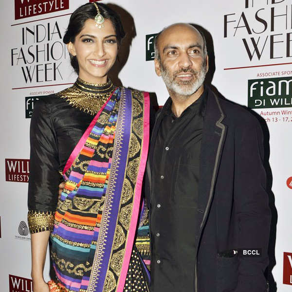 Celebs throng WIFW'13