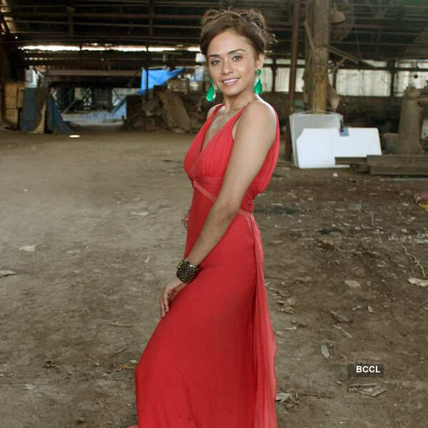 Abhijeet, Amrita @ video shoot