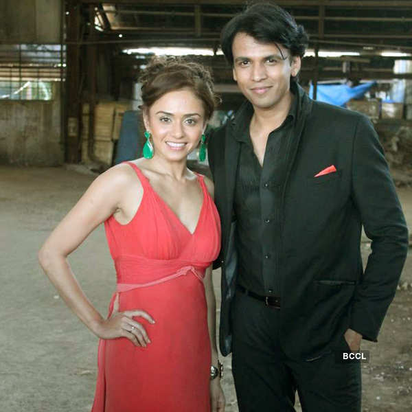 Abhijeet, Amrita @ video shoot