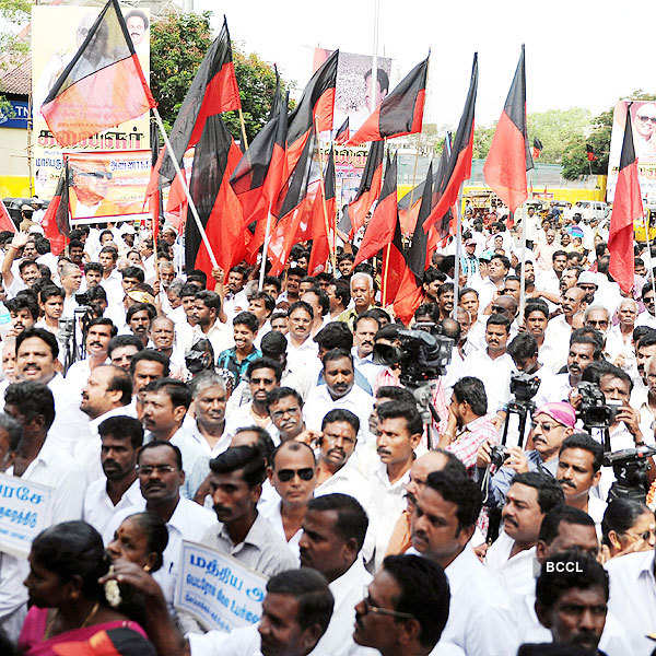 DMK pulls out of UPA govt.