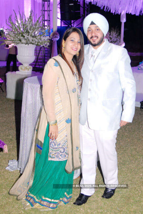 Karan, Charanpreet Jaiswal's wedding party