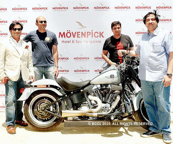 Make way for the highway stars! 