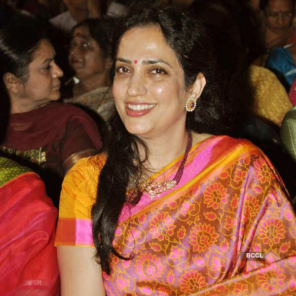 Mangeshkars at a concert