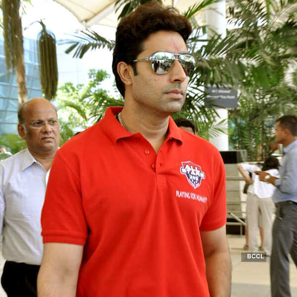 Celebs return from charity match