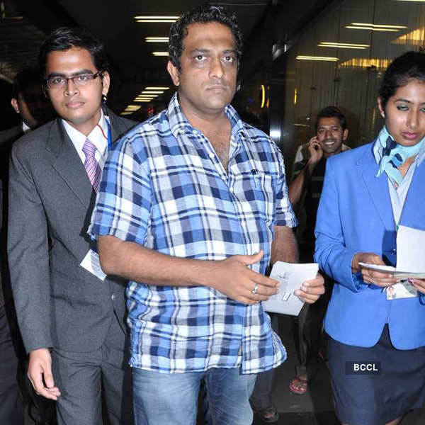 Stars leave for TOIFA