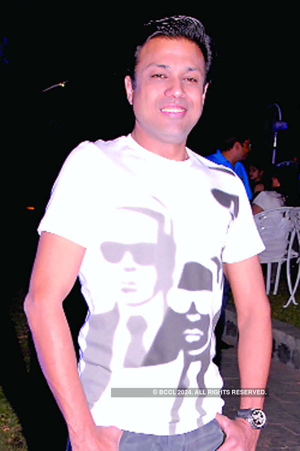 Ayushmann, Kunaal at a filmy party