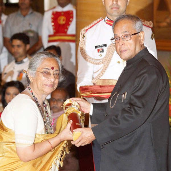 Celebs Honoured: Padma Awards