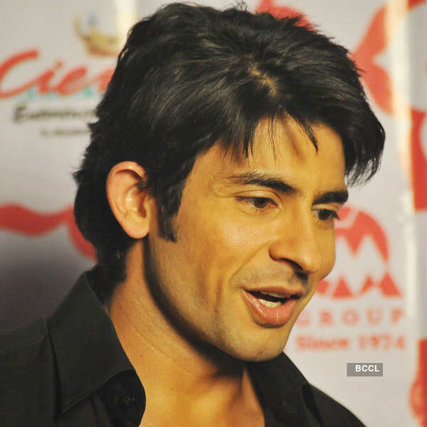 On the sets: 'Shree'