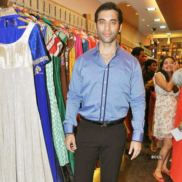 'Nazakat' store launch