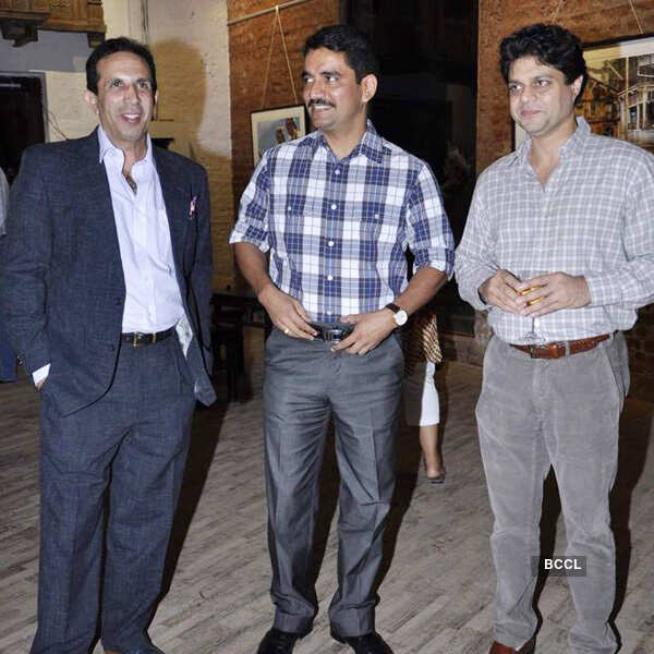 Celebs @ photography exhibition