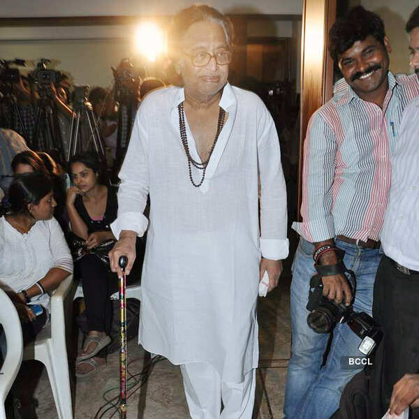 Lata Didi, Hridyananth @ press meet