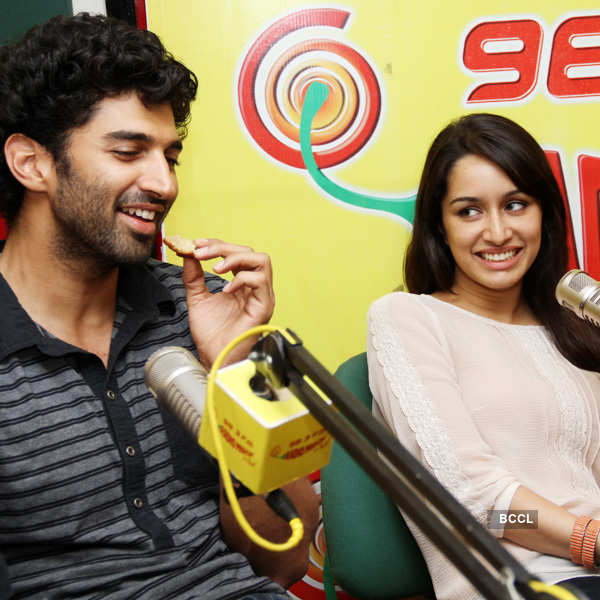 'Aashiqui 2' on Radio Mirchi
