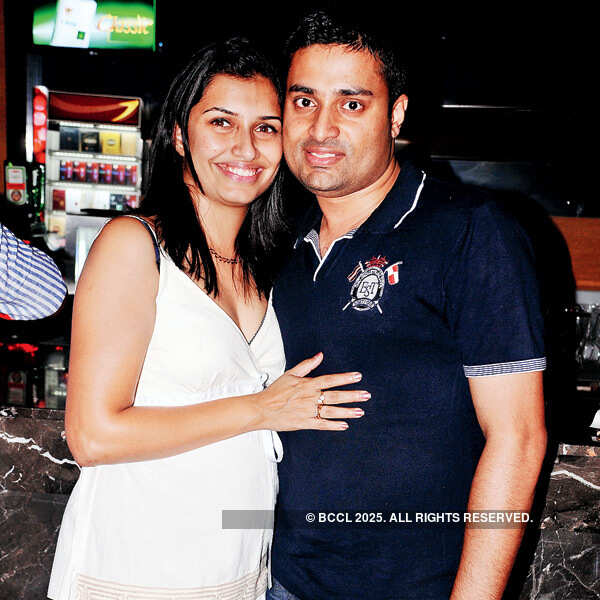 Play those desi beats!