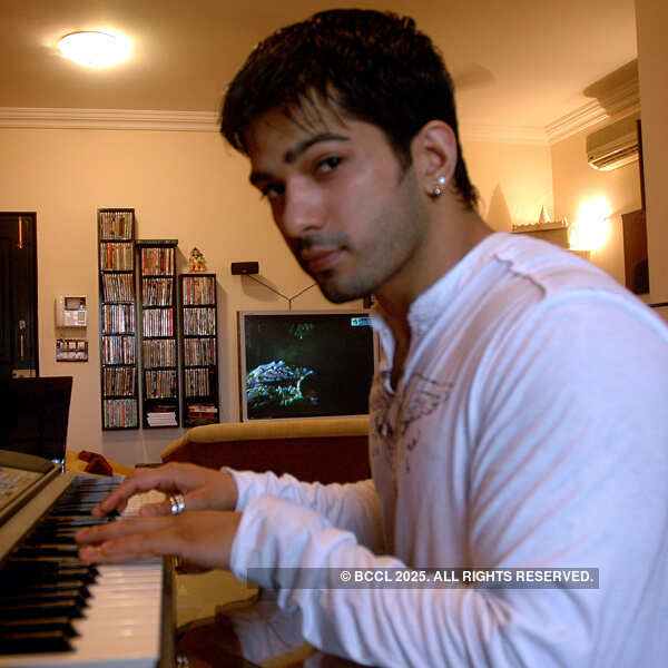 Amit Tandon in Jeannie Aur Juju
