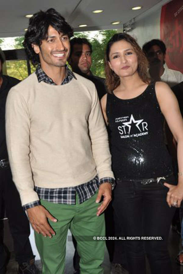 Vidyut Jamwal @ Star Saloon