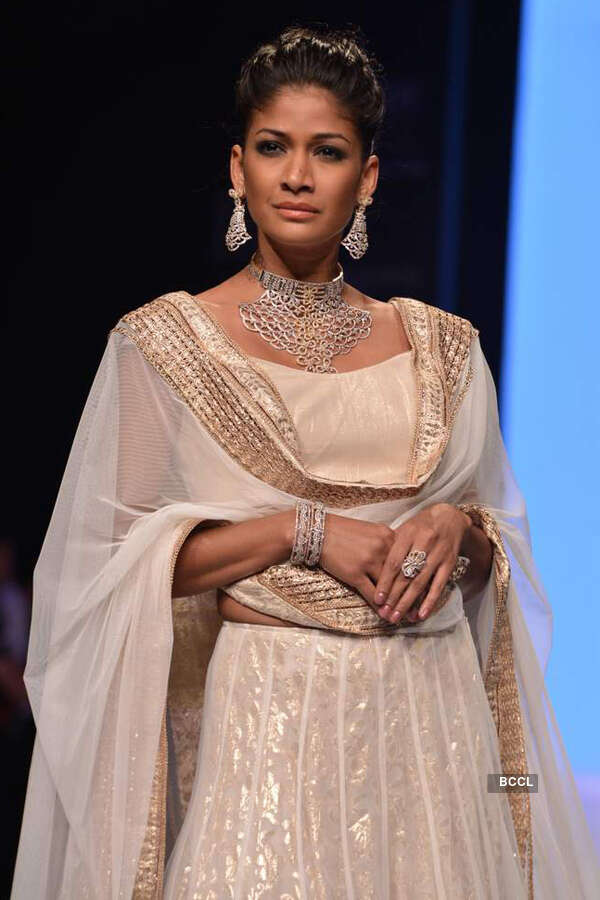 IIJW '13: Charu Jewels