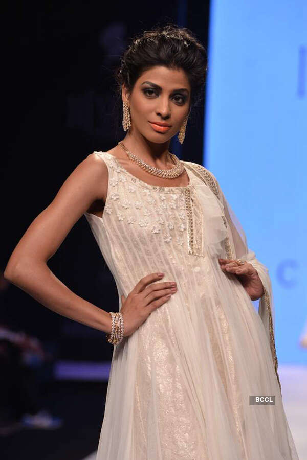 IIJW '13: Charu Jewels