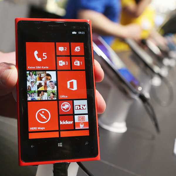 Nokia starts selling cheapest Lumia phone