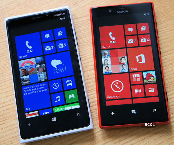 Nokia launches Lumia 720