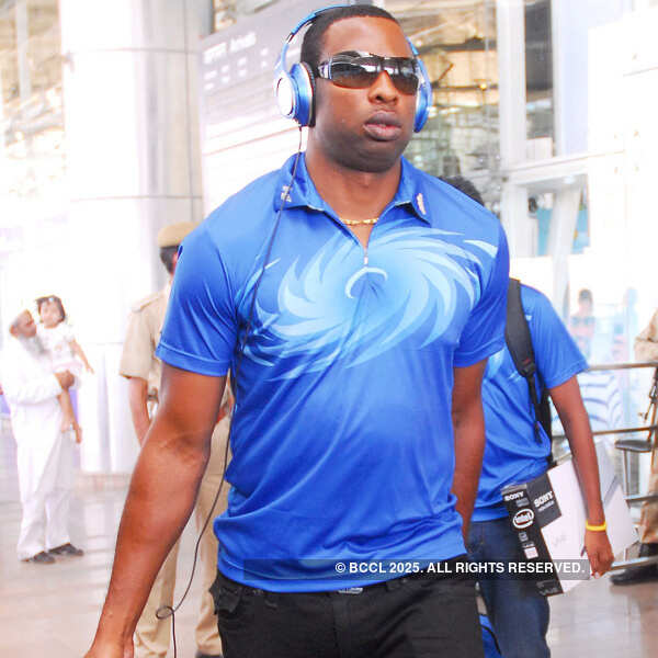 Mumbai Indians @ Jaipur airport
