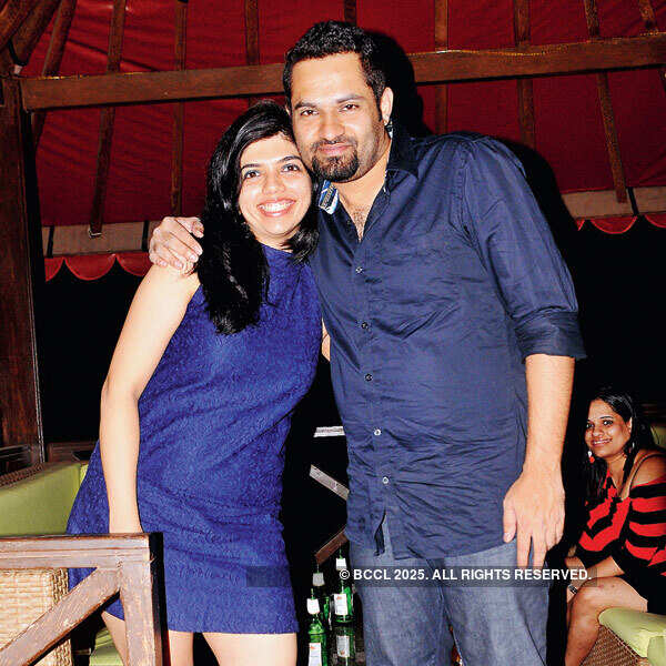 Party peeps get floored 