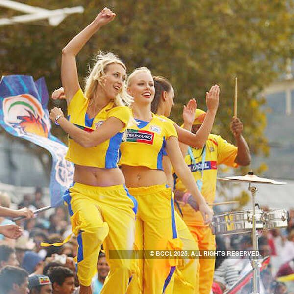 Cheerful Cheerleaders of IPL