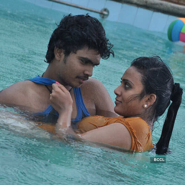 Ingu Kadhal Katrutharapadum