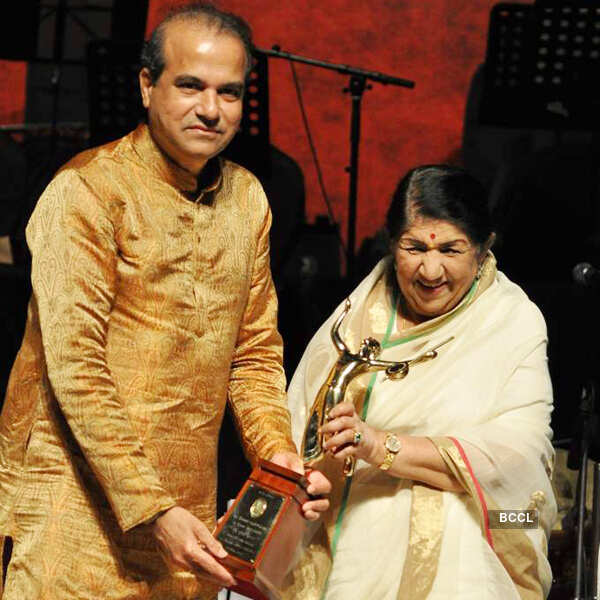 Dinanath Mangeshkar Awards '13