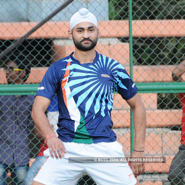 Sardar Singh to captain India on Netherlands tour