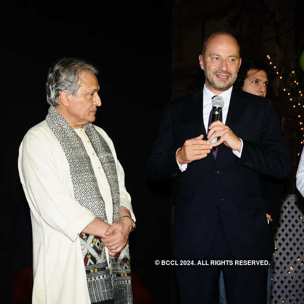 Readings from Ustad Amjad Ali Khan's book